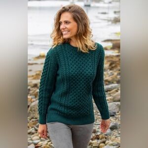 The Irish Store Womens Traditional Crewneck Aran Sweater Green NWT Size Medium